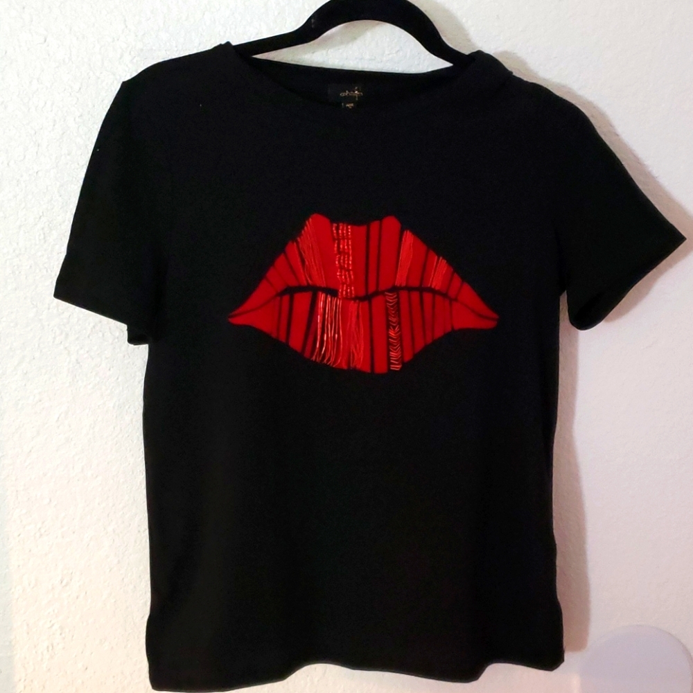 Women's tee